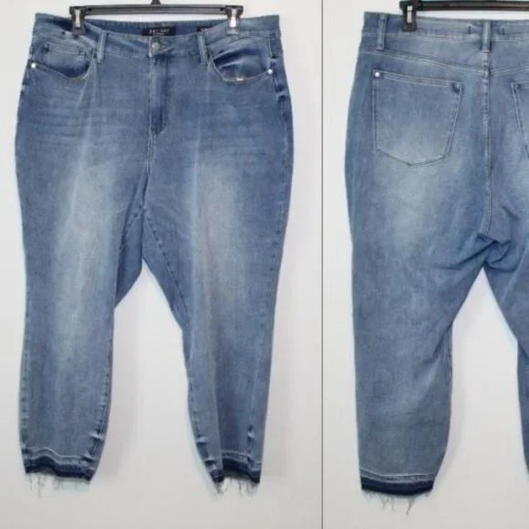 Judy Blue Relaxed Therma Denim Boyfriend Jeans Women's Plus Size 20W H13658 - Picture 11 of 11